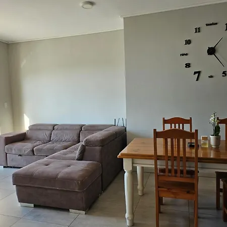 Bella Mare Beautiful Beachfront Apartment Port Elizabeth Buitenkant foto